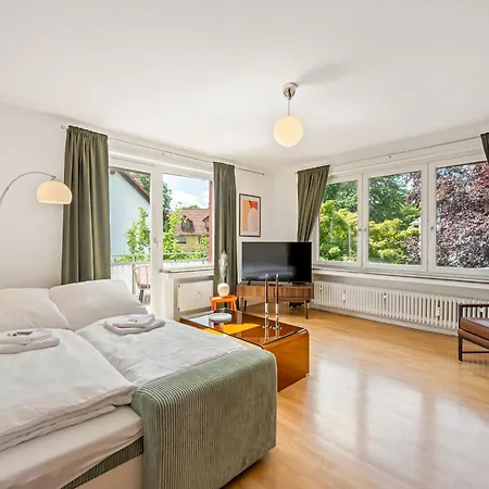 Lahnufer Zentral, Balkon, Parkplatz * Marburg